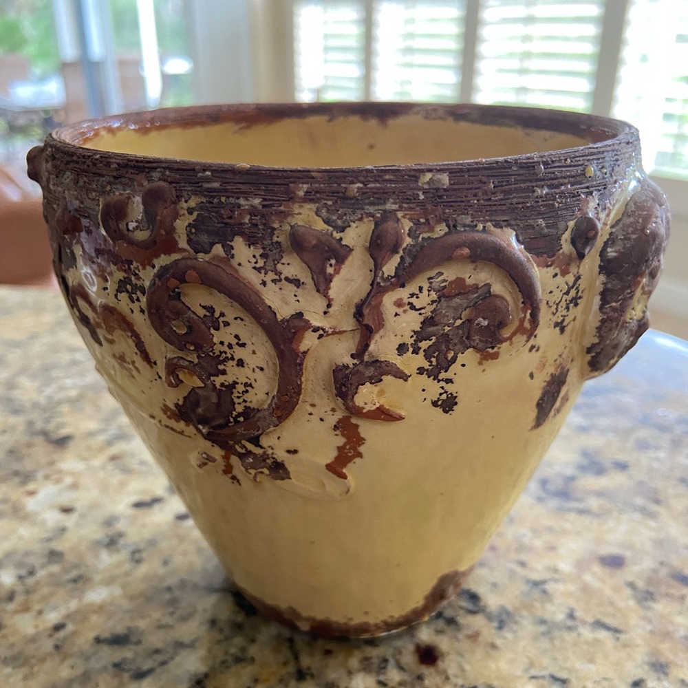 Italian pottery